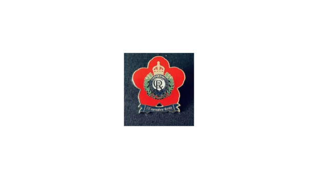 King Charles I I I Re-member Them Small Cap Badge Poppy Pin